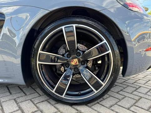 PORSCHE 718 BOXSTER 2.0 300CV
