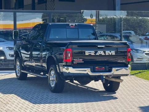 RAM 3500 LARAMIE 6.7D