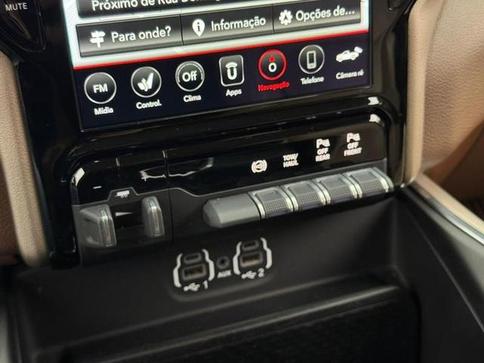 RAM 2500 LARAMIE