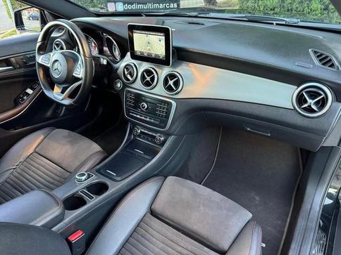 MERCEDES-BENZ GLA 250 2.0 16V TURBO SPORT 4P