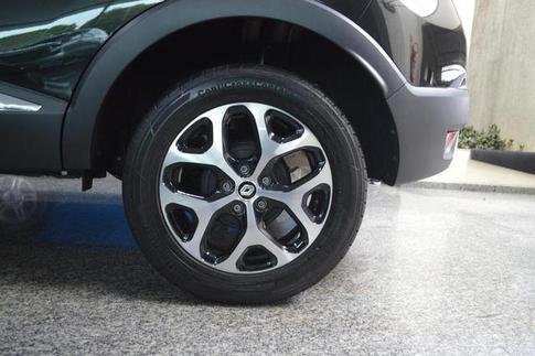 RENAULT CAPTUR 1.6 BOSE