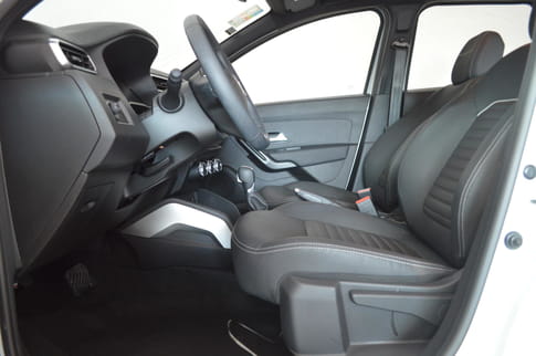 RENAULT DUSTER ICONIC 1.6 CVT FLEX
