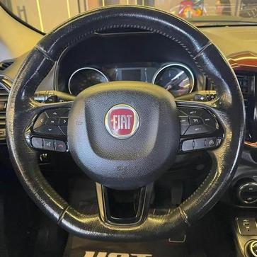 FIAT TORO FREEDOM AT9 D