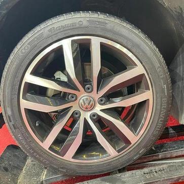 VOLKSWAGEN GOLF VARIANT HL AA