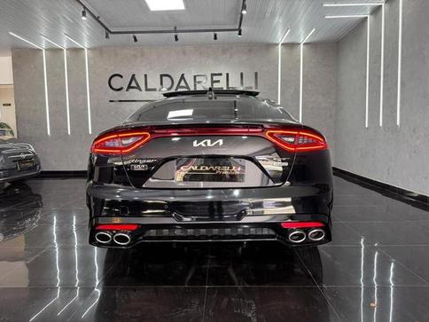 KIA STINGER GT 3.3 AT