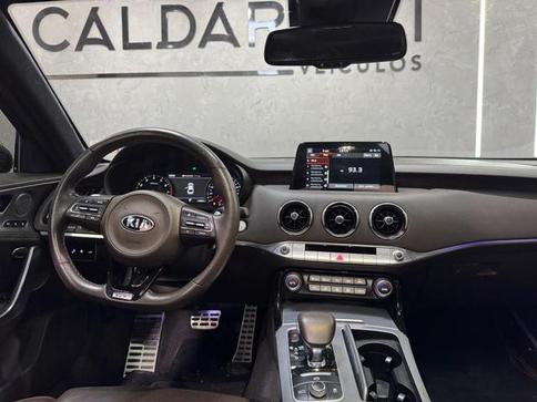 KIA STINGER GT 3.3 AT