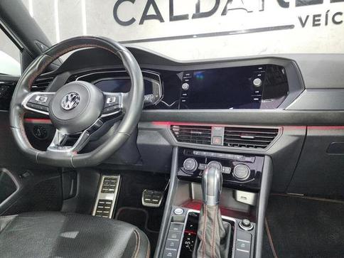 VOLKSWAGEN JETTA GLI AG