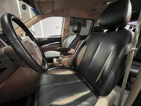 KIA CARNIVAL EX 3.5LV6