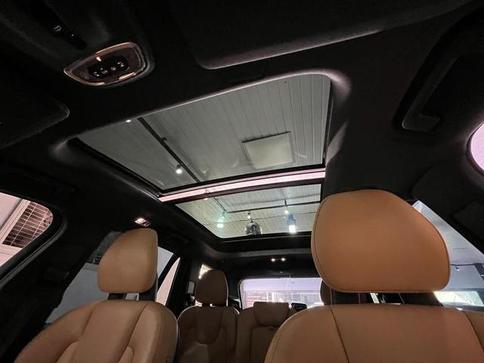 VOLVO XC90 T6 MOMENTUM