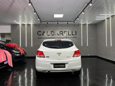 CHEVROLET ONIX 1.0MT LT