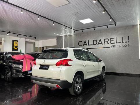 PEUGEOT 2008 GRIFFE AT