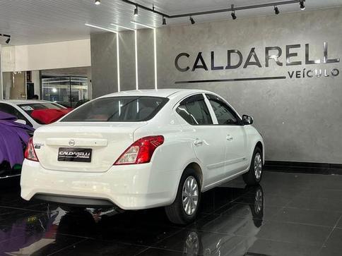 NISSAN VERSA 10