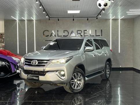 TOYOTA HILUX SWSRXA4FD