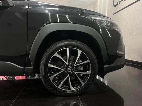 TOYOTA CCROSS XRE 20