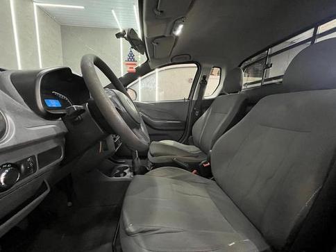 CHEVROLET MONTANA LS