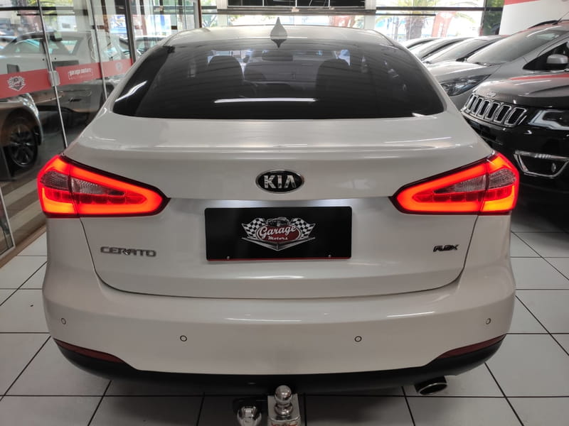 KIA Cerato SX3 1.6 2016/2016 FLEX em Maringa Garage Motors