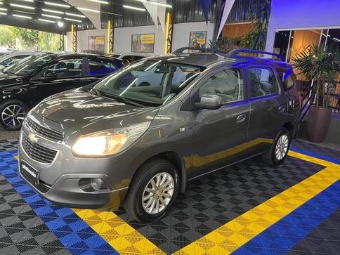 CHEVROLET SPIN 1.8L AT LT