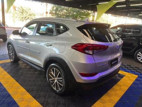 HYUNDAI TUCSON TURBO GL