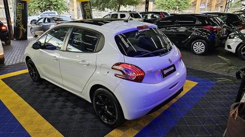 PEUGEOT 208 ALLURE