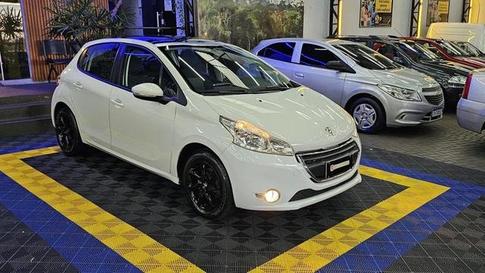 PEUGEOT 208 ALLURE