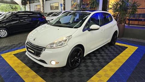 PEUGEOT 208 ALLURE