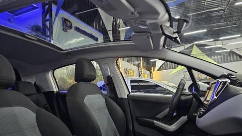 PEUGEOT 208 ALLURE