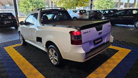 CHEVROLET MONTANA SPORT