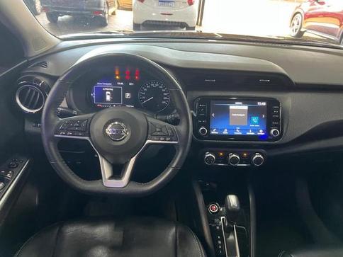 NISSAN KICKS ADVANCE