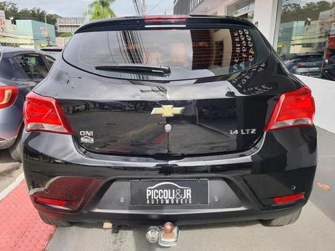 CHEVROLET ONIX 1.4 MT LTZ