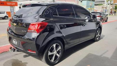 CHEVROLET ONIX 1.4 MT LTZ