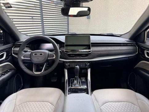 JEEP Commander  Overland T270 1.3 TB Flex Aut.