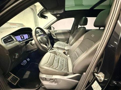 VOLKSWAGEN TIGUAN  Allspac R-Line 300 TSI 2.0