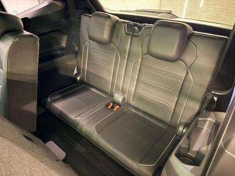 VOLKSWAGEN TIGUAN  Allspac R-Line 300 TSI 2.0