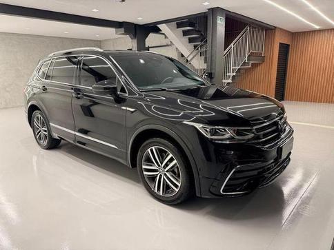 VOLKSWAGEN TIGUAN  Allspac R-Line 300 TSI 2.0