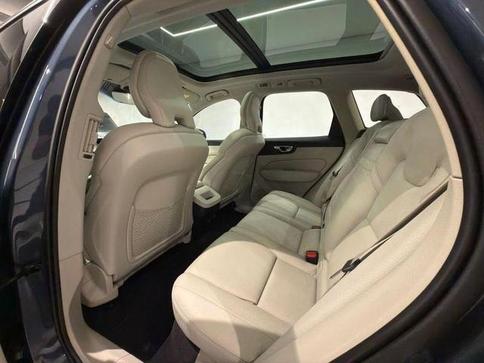 VOLVO XC  60 T-5 MOMENTUM 2.0 254cv AWD 5p