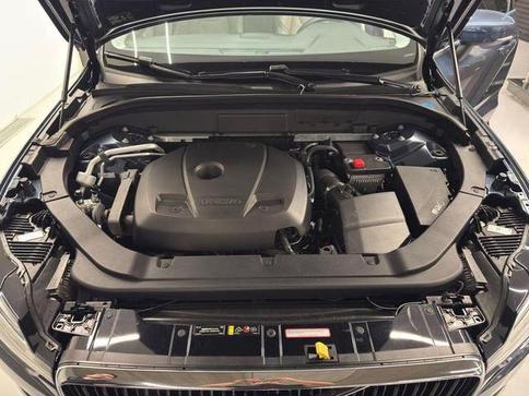 VOLVO XC  60 T-5 MOMENTUM 2.0 254cv AWD 5p