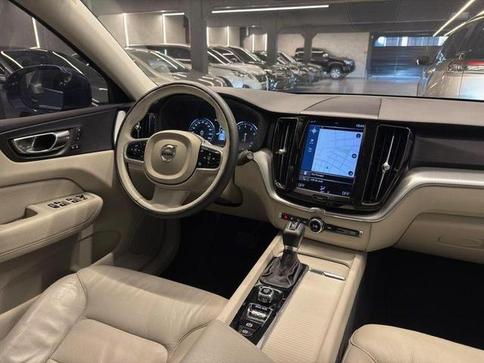 VOLVO XC  60 T-5 MOMENTUM 2.0 254cv AWD 5p