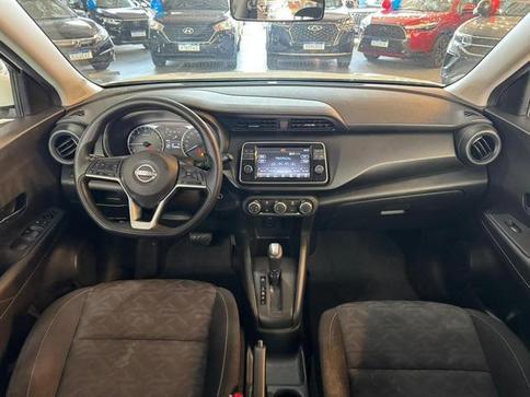NISSAN KICKS ADVANCE CVT