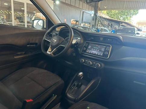 NISSAN KICKS ADVANCE CVT