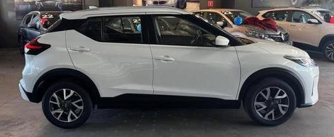 NISSAN KICKS ADVANCE CVT