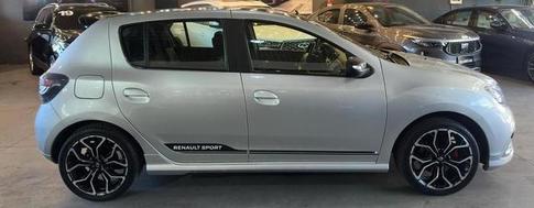 RENAULT SANDERO RS20MT