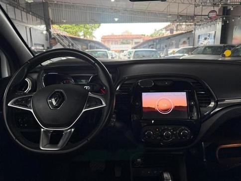 RENAULT CAPTUR ZEN 1.3 TB 16V FLEX 5P AUT.