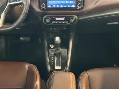 NISSAN KICKS EXCLUSIVE CVT