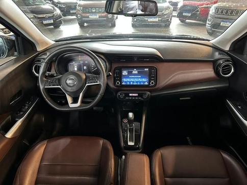 NISSAN KICKS EXCLUSIVE CVT