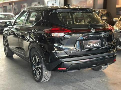 NISSAN KICKS EXCLUSIVE CVT