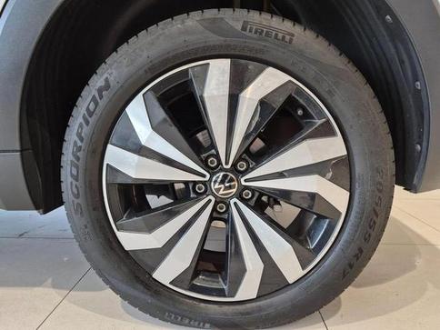 VOLKSWAGEN T-CROSS 1.0 200 TSI TOTAL FLEX AUTOMATICO