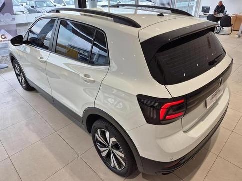 VOLKSWAGEN T-CROSS 1.0 200 TSI TOTAL FLEX AUTOMATICO