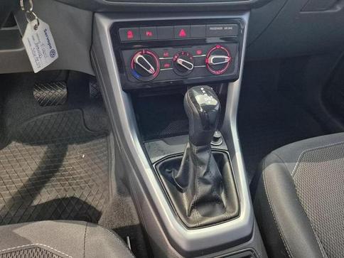 VOLKSWAGEN T-CROSS 1.0 200 TSI TOTAL FLEX AUTOMATICO