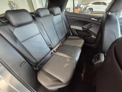 VOLKSWAGEN T-CROSS COMFORTLINE 1.0 TSI FLEX 5P AUT.