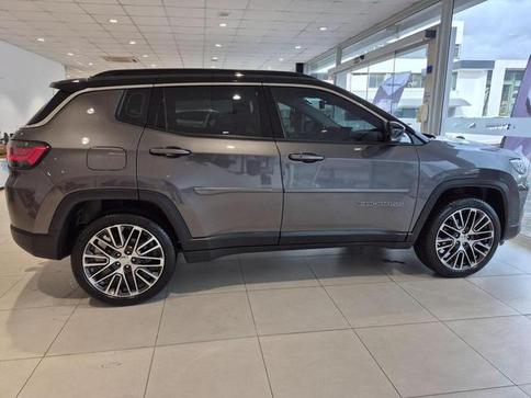 JEEP COMPASS LIMITED T270 1.3 TB 4X2 FLEX AUT
